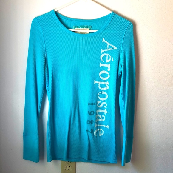 Aeropostale Tops - Aeropostale stretch tee